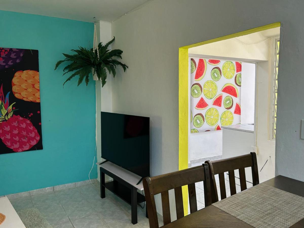 Casa Lima In Villa Palmeras San Juan Exteriör bild
